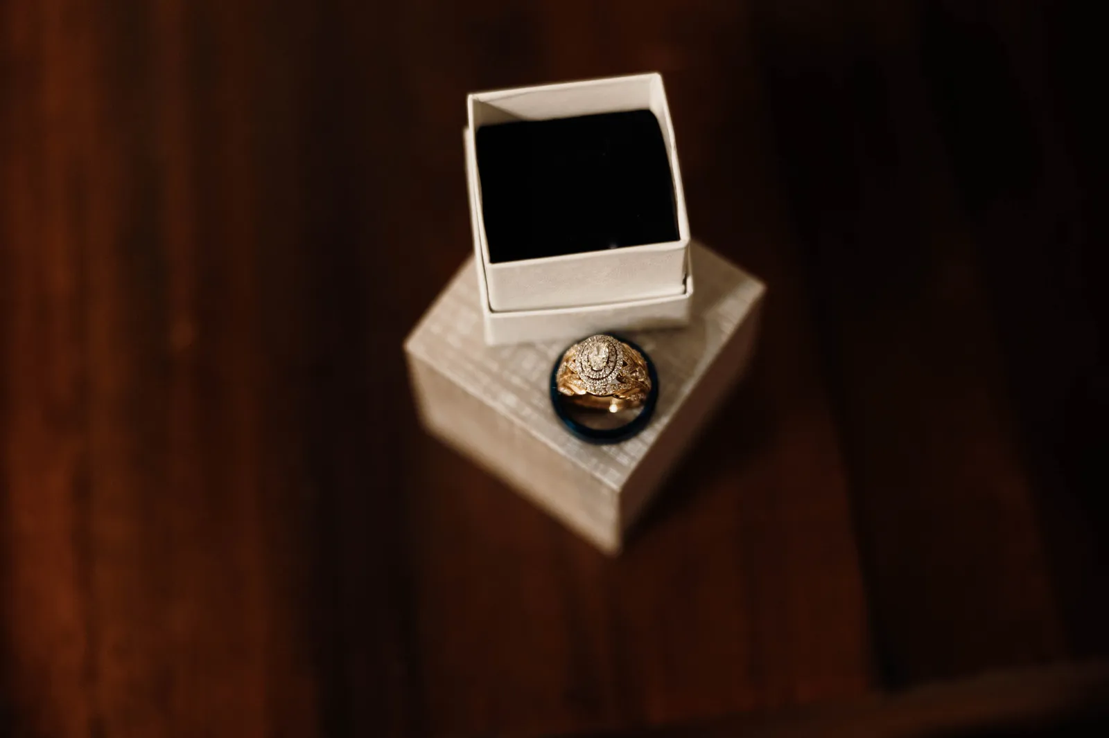 Ring on an open ring box, seen from above